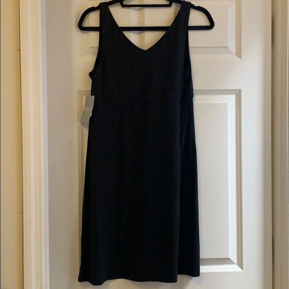 Black dress - Picture 3 of 3